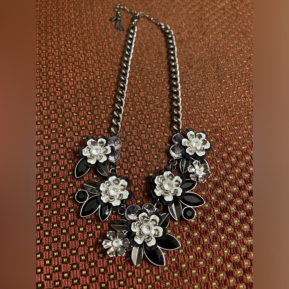 Floral Silver Statement Necklace - Picture 2 of 6